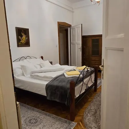 Moods Apartmans Apartamento